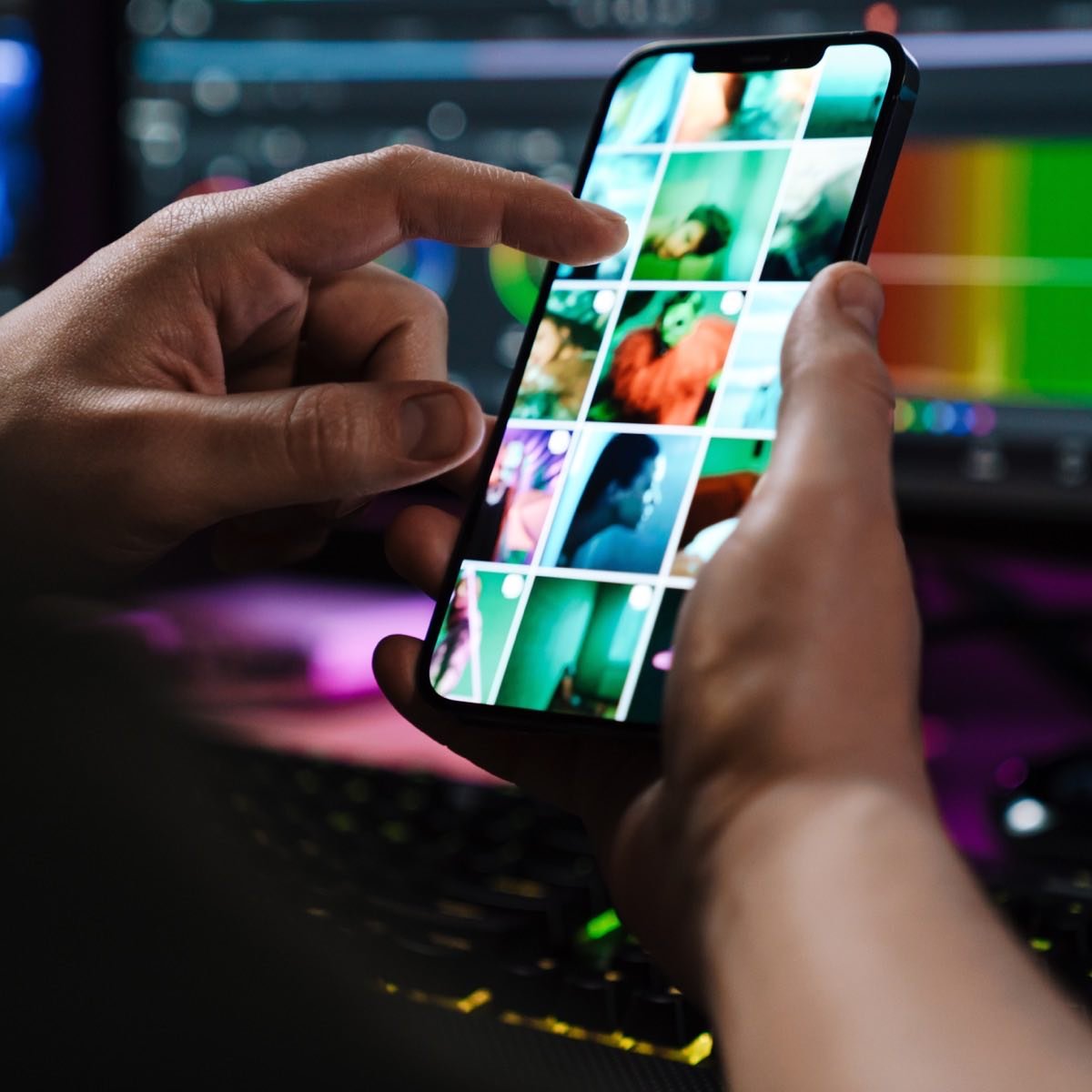 A month of scheduled social media posts on a phone, managed by Siesta Media